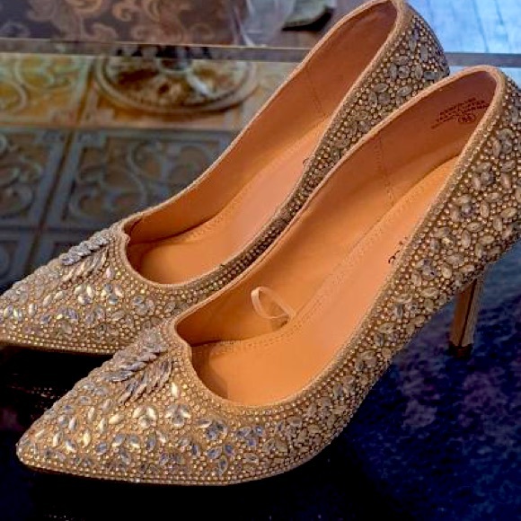 Beaded sequince heels - Picture 1 of 3